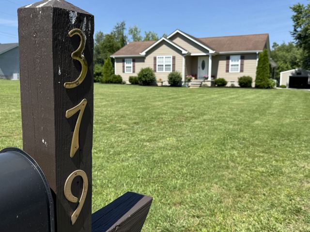 379 Williams Rd, Lafayette, TN 37083