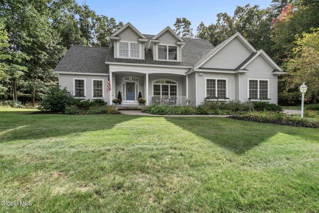 19 Preserve Way, Saratoga Springs, NY 12866