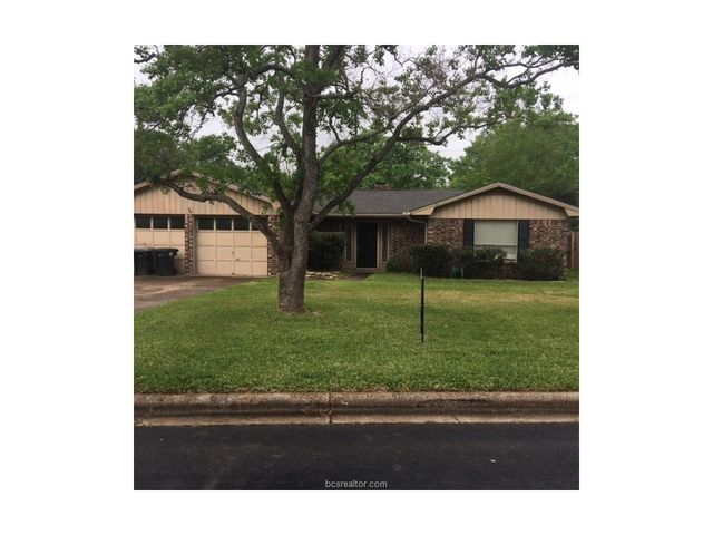 1804 Laura Ln, College Station, TX 77840