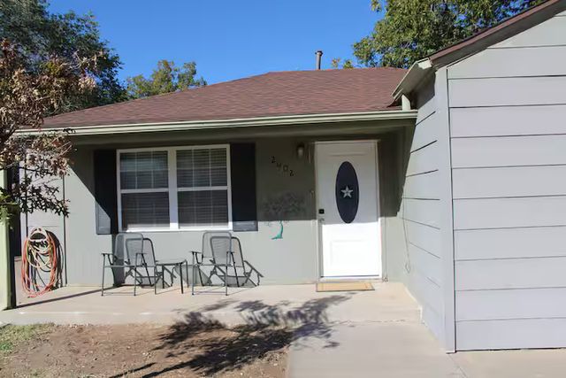 2602 30th St, Lubbock, TX 79410