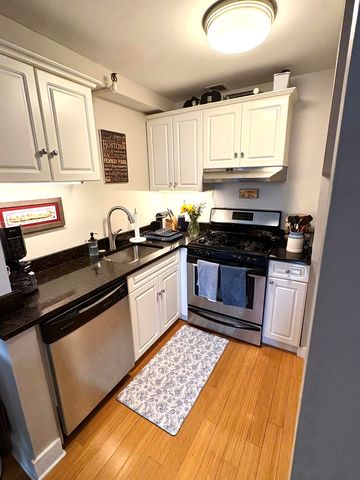 42 8th St #Xxx, Charlestown, MA 02129