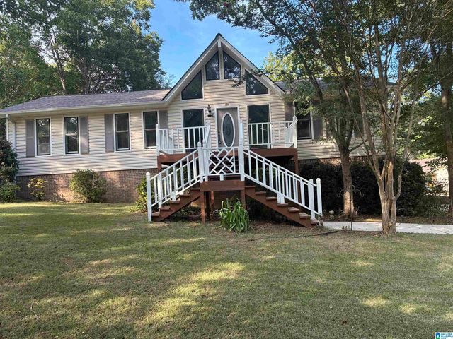 2605 Linda Cir, Gardendale, AL 35071