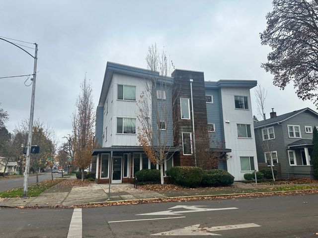 491 W  8th Ave #6, Eugene, OR 97401