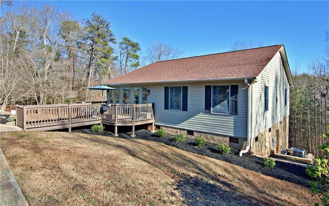 117 Fennell Rd, Townville, SC 29689