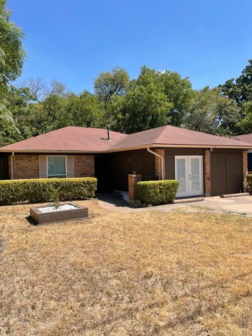 1107 Thurgood Cir, Austin, TX 78721