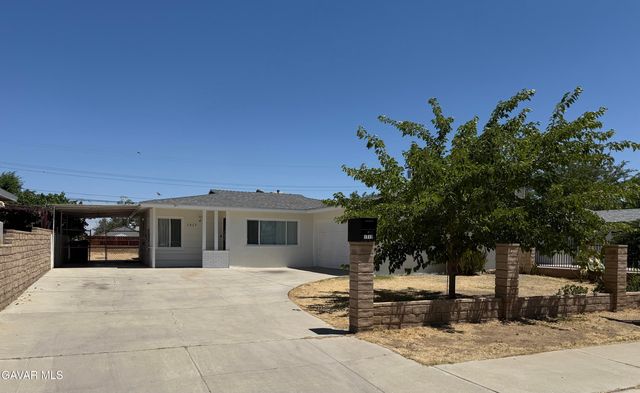 1317 E  Avenue R3, Palmdale, CA 93550