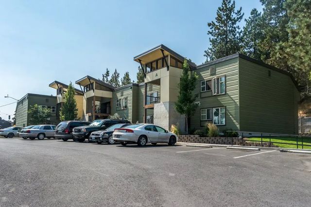 1695 NE Purcell Blvd #8230, Bend, OR 97701