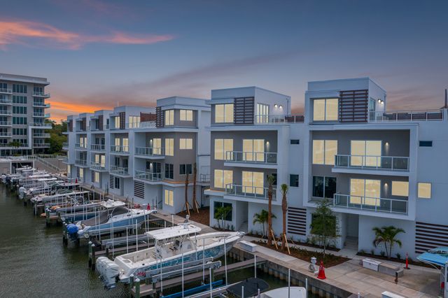 864 N  Osceola Ave, Clearwater, FL 33755