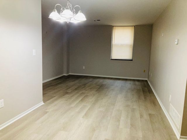2 Columbia Ave, Pittsburgh, PA 15229