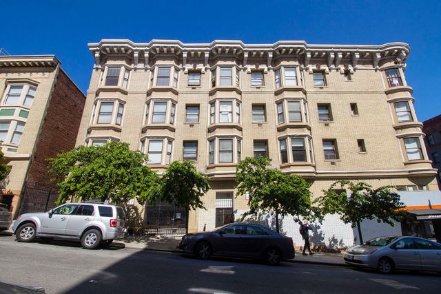 920 Leavenworth St #203, San Francisco, CA 94109