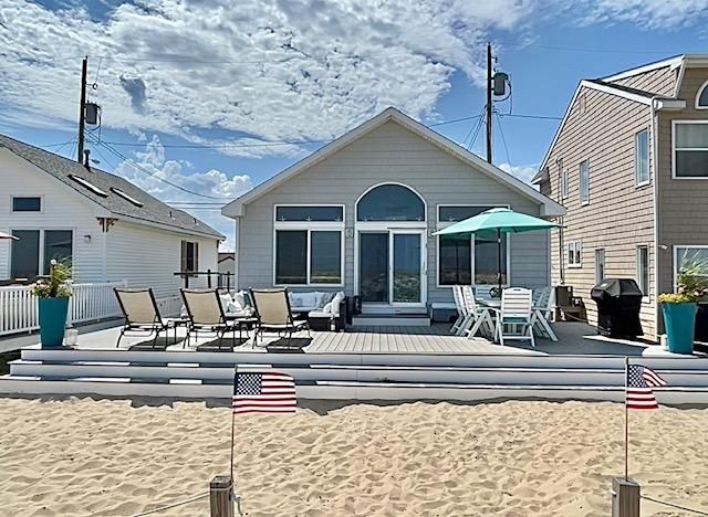 3174 Ocean Rd, Lavallette, NJ 08735