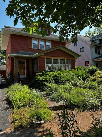 191 Winbourne Rd, Rochester, NY 14619