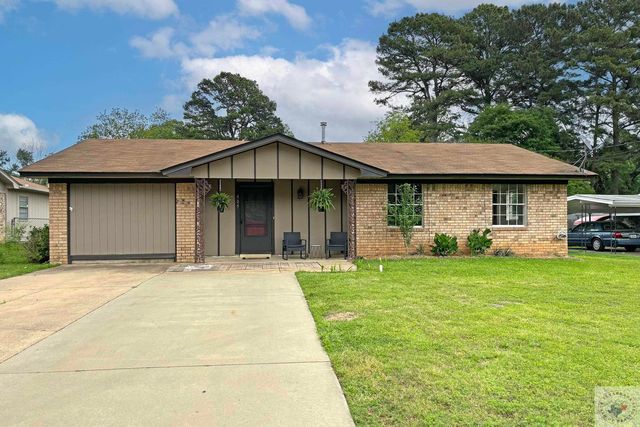 405 Central Ave, Wake Village, TX 75501