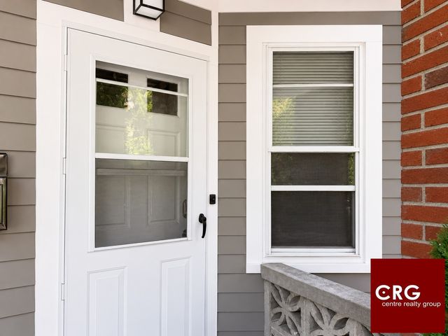 116 Gladstone St #U-2, Boston, MA 02128