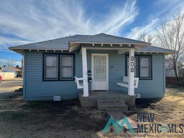 808 W  Deming St, Roswell, NM 88203