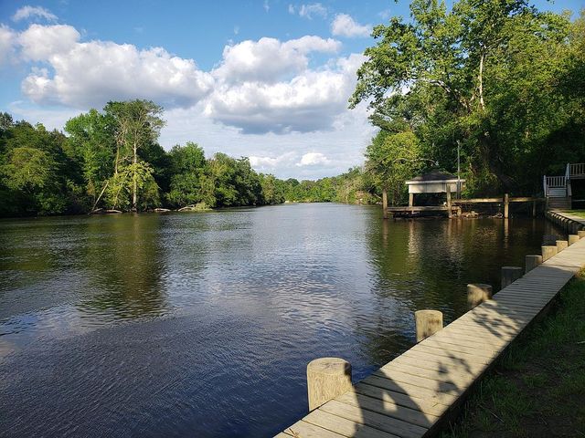 Valleyway Rd, Greenville, NC 27858
