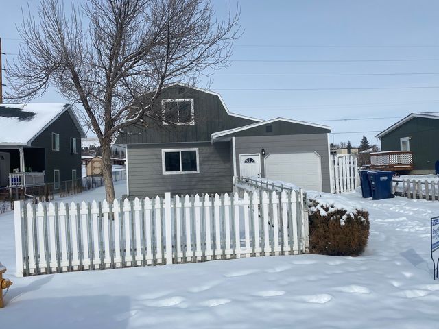 1229 8th Ave NW, Great Falls, MT 59404