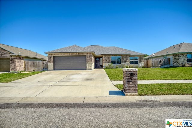 918 2nd St, Cuero, TX 77954