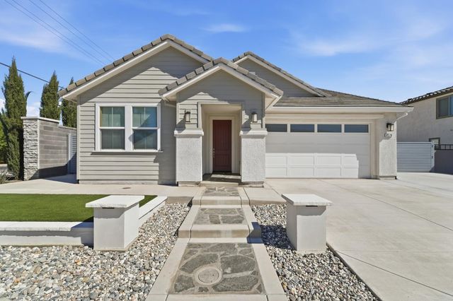 4376 Icon Ave, Modesto, CA 95356