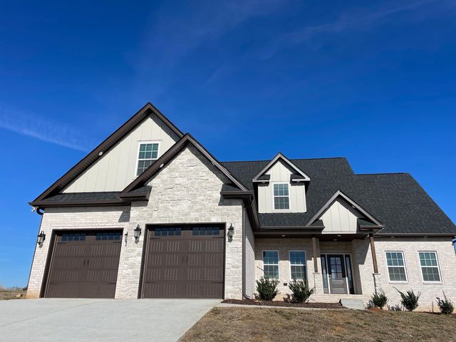 52 Lookout Dr, Winchester, TN 37398
