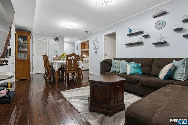 395 College Dr #395, Edison, NJ 08817