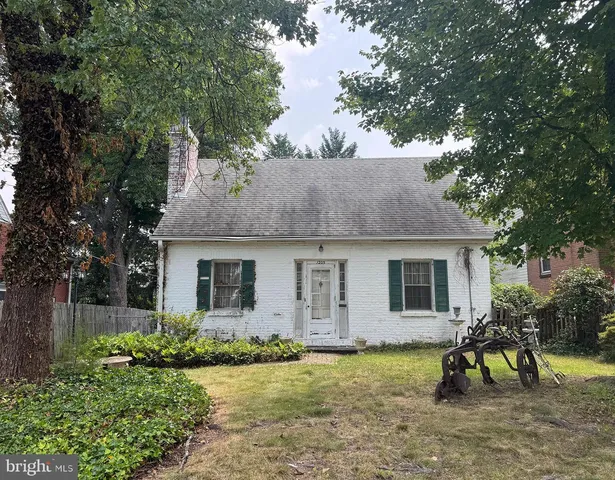 1205 N  Columbus St, Arlington, VA 22205