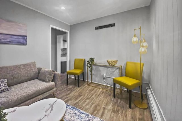 76 Diaz St #1, Stamford, CT 06902