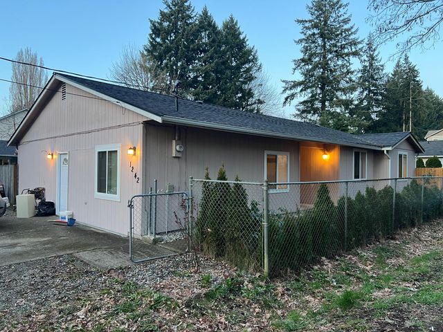 1242 Mary Lou St SE, Lacey, WA 98503