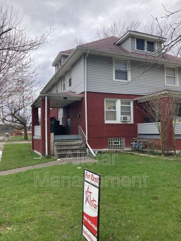 1121-1125 West Ave, Elyria, OH 44035