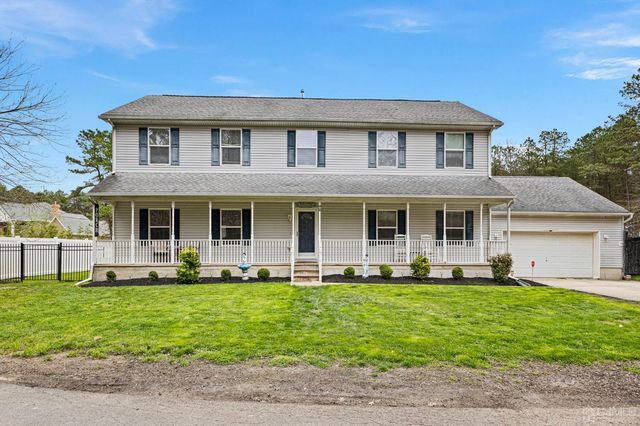 121 Old Forge Rd, Monroe Township, NJ 08831