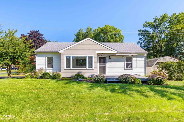 3711 24 Mile Rd, Shelby Township, MI 48316