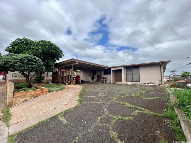 94-325 Kiokio Pl, Waipahu, HI 96797