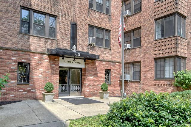 35 Parkview Avenue #3F, Bronxville, NY 10708