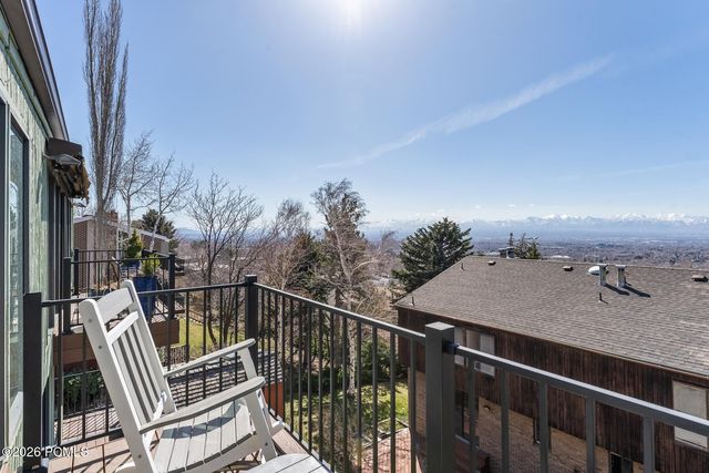 1718 Oak Springs Dr, Salt Lake City, UT 84108
