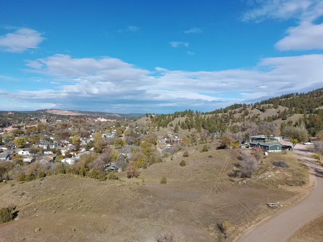 Galveston Heights St, Hot Springs, SD 57747