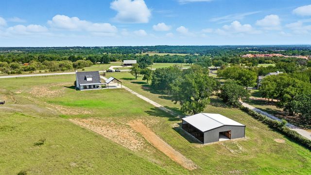 9937 Rocky Branch Hwy, Lipan, TX 76462