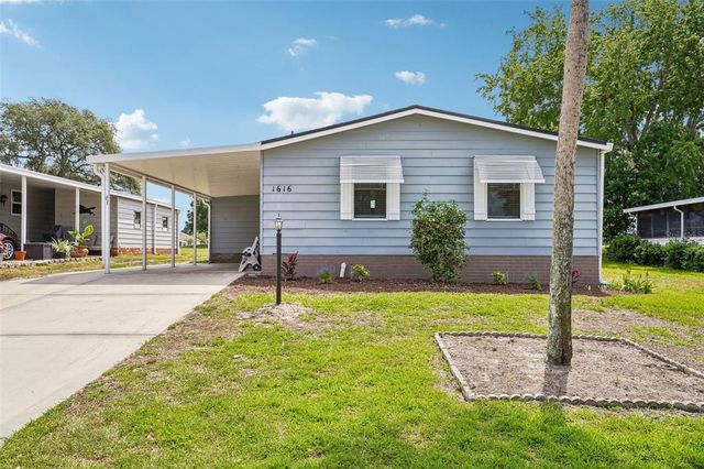 1616 W  Schwartz Blvd, Lady Lake, FL 32159