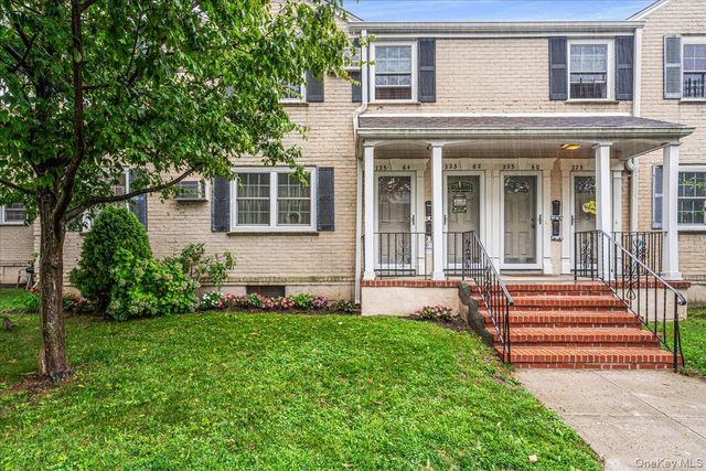 223-64 65 Avenue #A1, Oakland Gardens, NY 11364