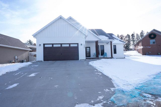 1043 John STREET, West Salem, WI 54669