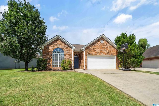809 Waterford Cir, Calera, AL 35040