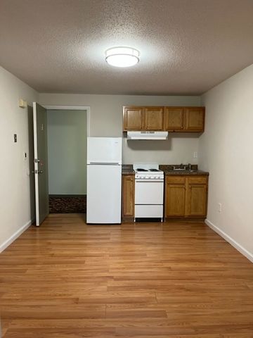 145 Whiting St #4, New Britain, CT 06051