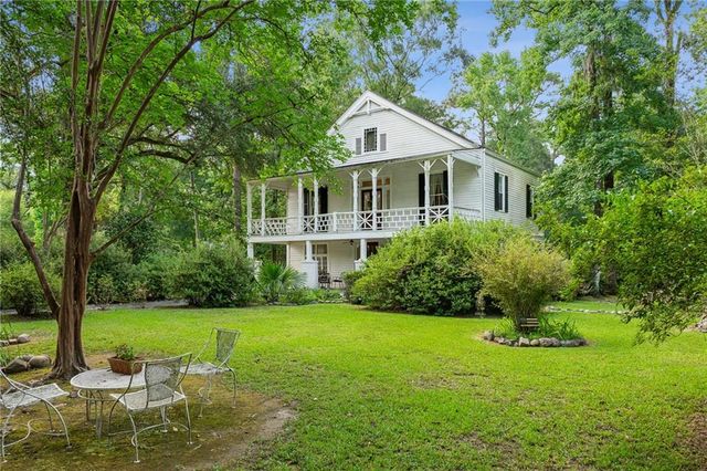 22128 5th St, Abita Springs, LA 70420