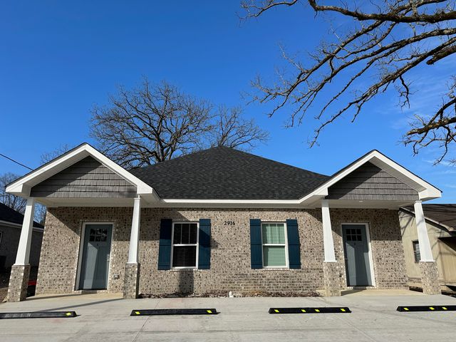 2916 Silica Hts #A, Benton, AR 72015