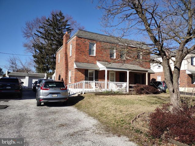1819 Powell St, Norristown, PA 19401