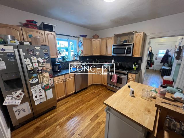 35 Cameron Ave #2CP, Somerville, MA 02144