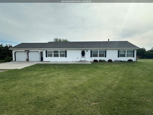 87450 576th Ave, Laurel, NE 68745