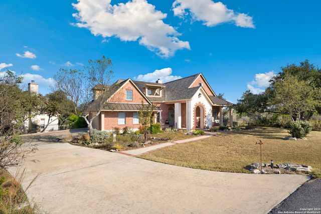 170 ST ANNE CT, Spring Branch, TX 78070