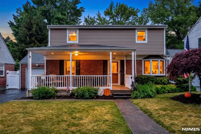 46 Wilcox St, Dumont, NJ 07628