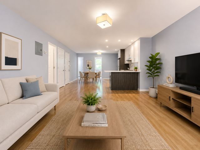 11 Monroe St #2, Brooklyn, NY 11238