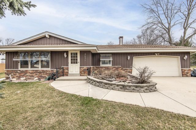 3636 South 104th STREET, Greenfield, WI 53228